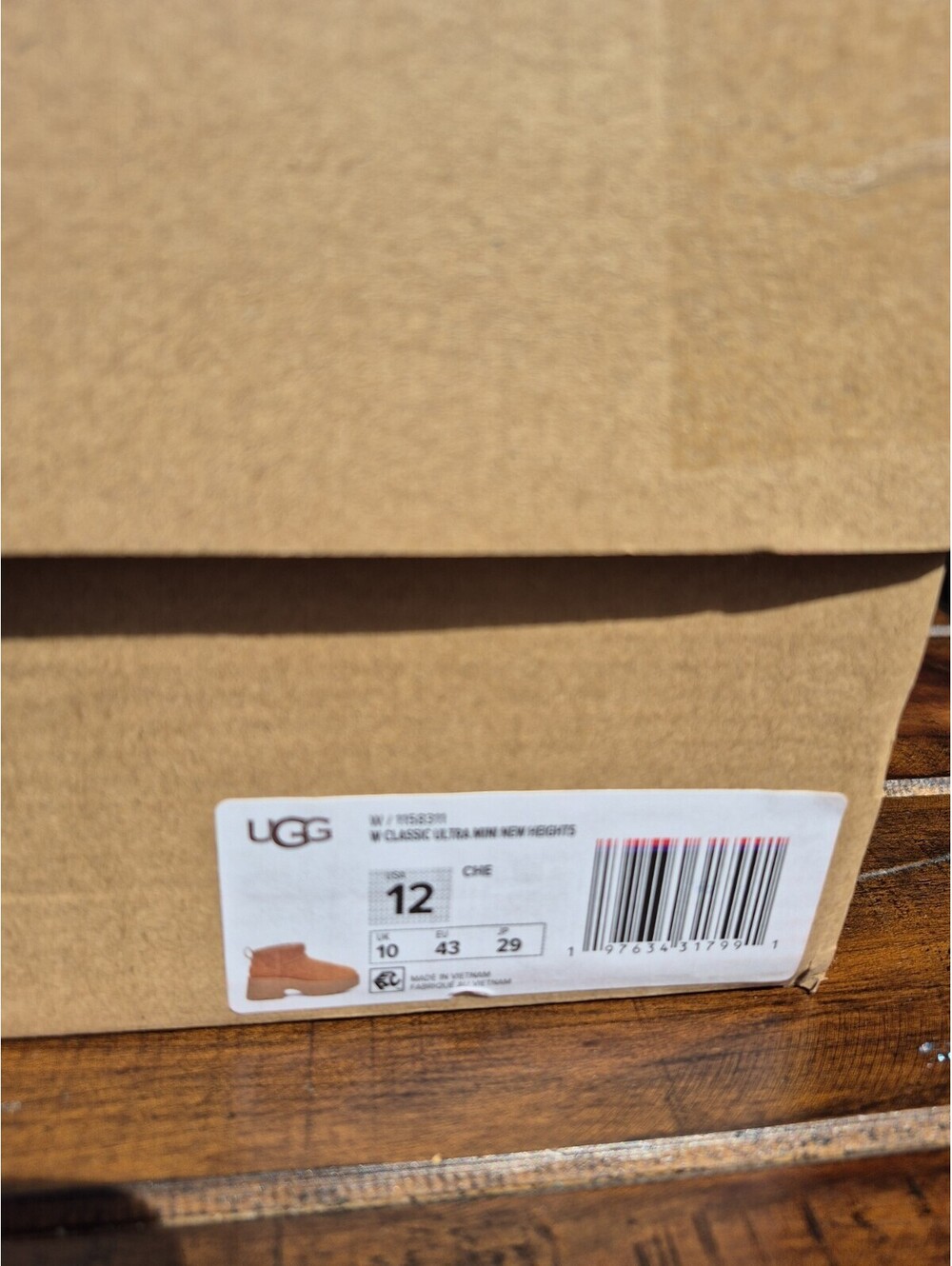 UGG Classic Ultra Mini Sand Boot Bootie Womens US Size 12 Suede $160  Platform - Picture 10 of 10
